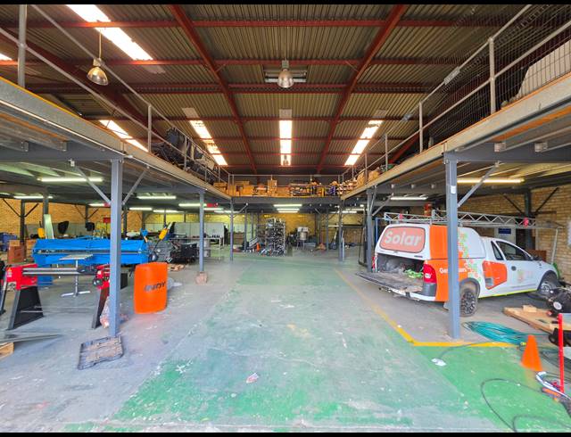 1,199M² FACTORY FOR SALE IN KYA SANDS
